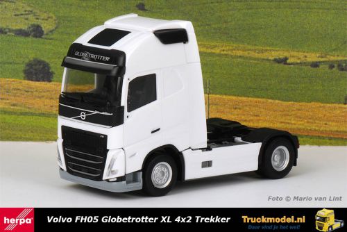 Herpa 313360 Volvo FH05 Globetrotter XL 4x2 Wit