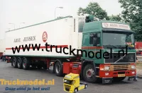 Arne Jensen Volvo F12 Globetrotter trekker koeltrailer foto