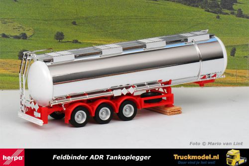 Herpa 076456-002 Feldbinder 4 Kamer ADR Tankoplegger